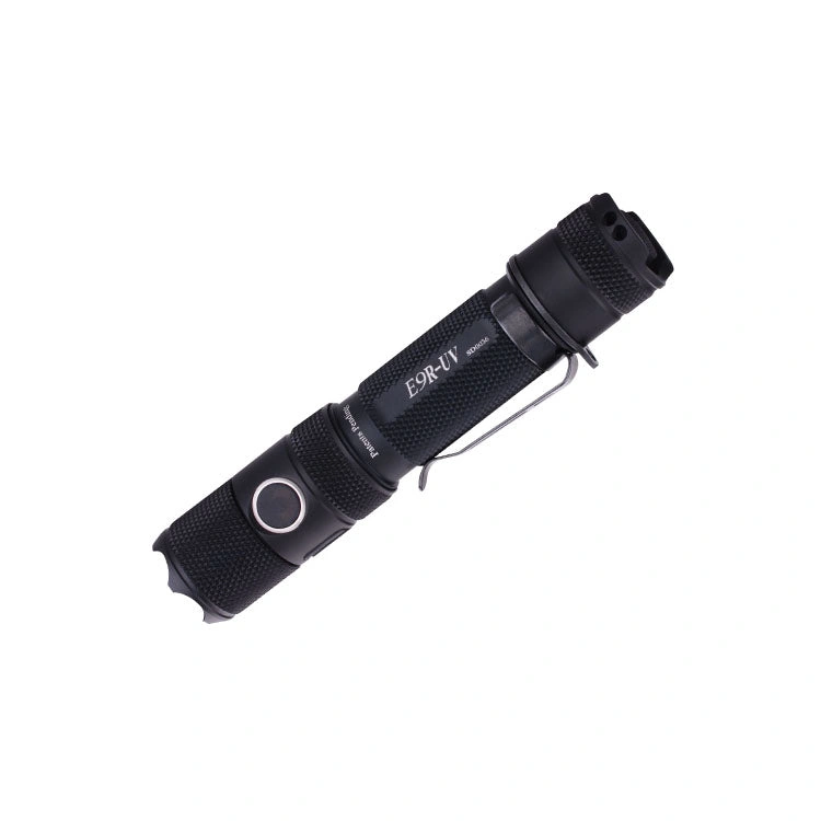 E9R-UV 1300 Lumens : La lampe torche ultime pour identifier les documents secrets, rechargeable et puissante.